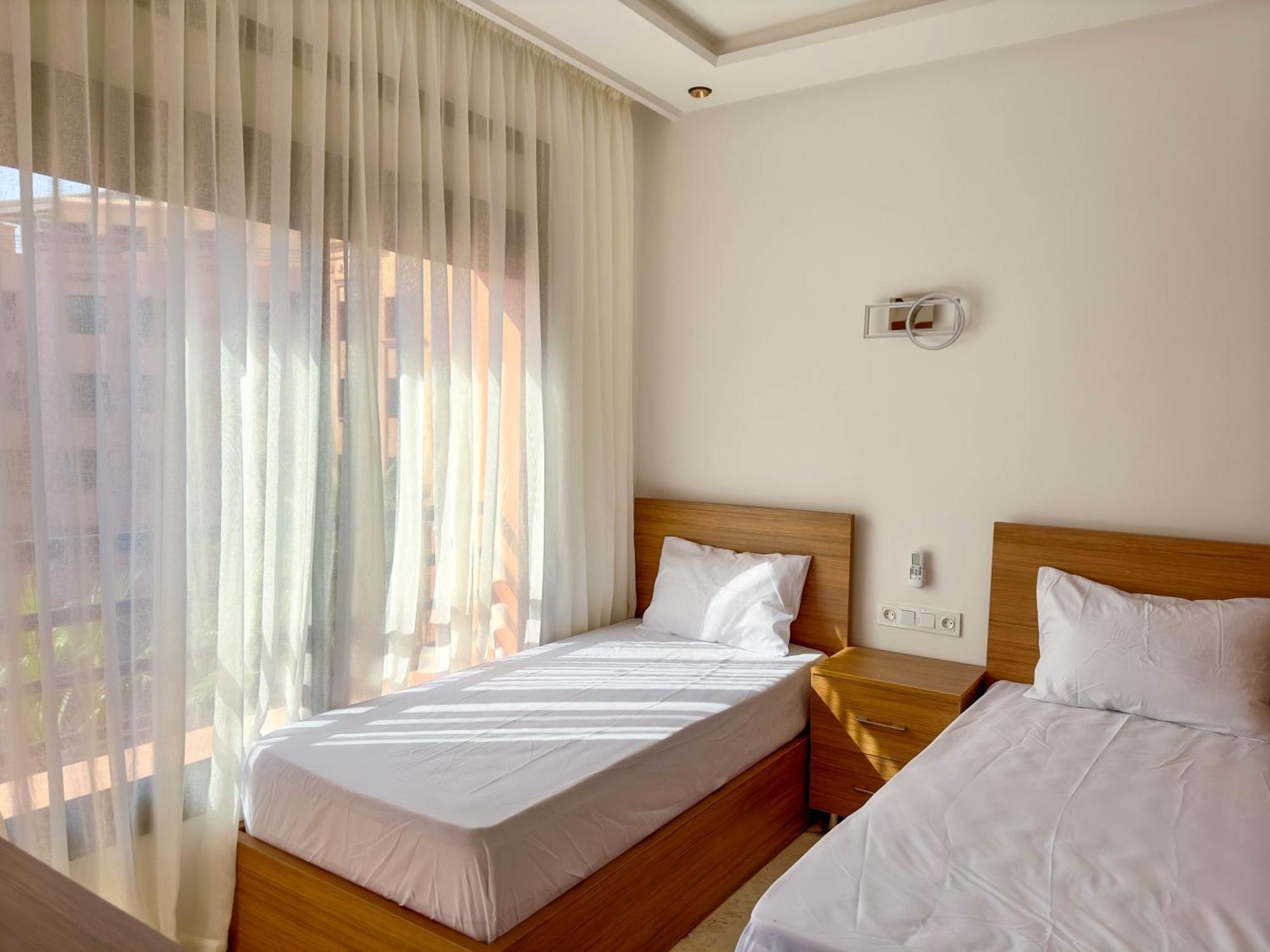 Top Location, Neuf, Piscine & Comfort Marrakesh Extérieur photo